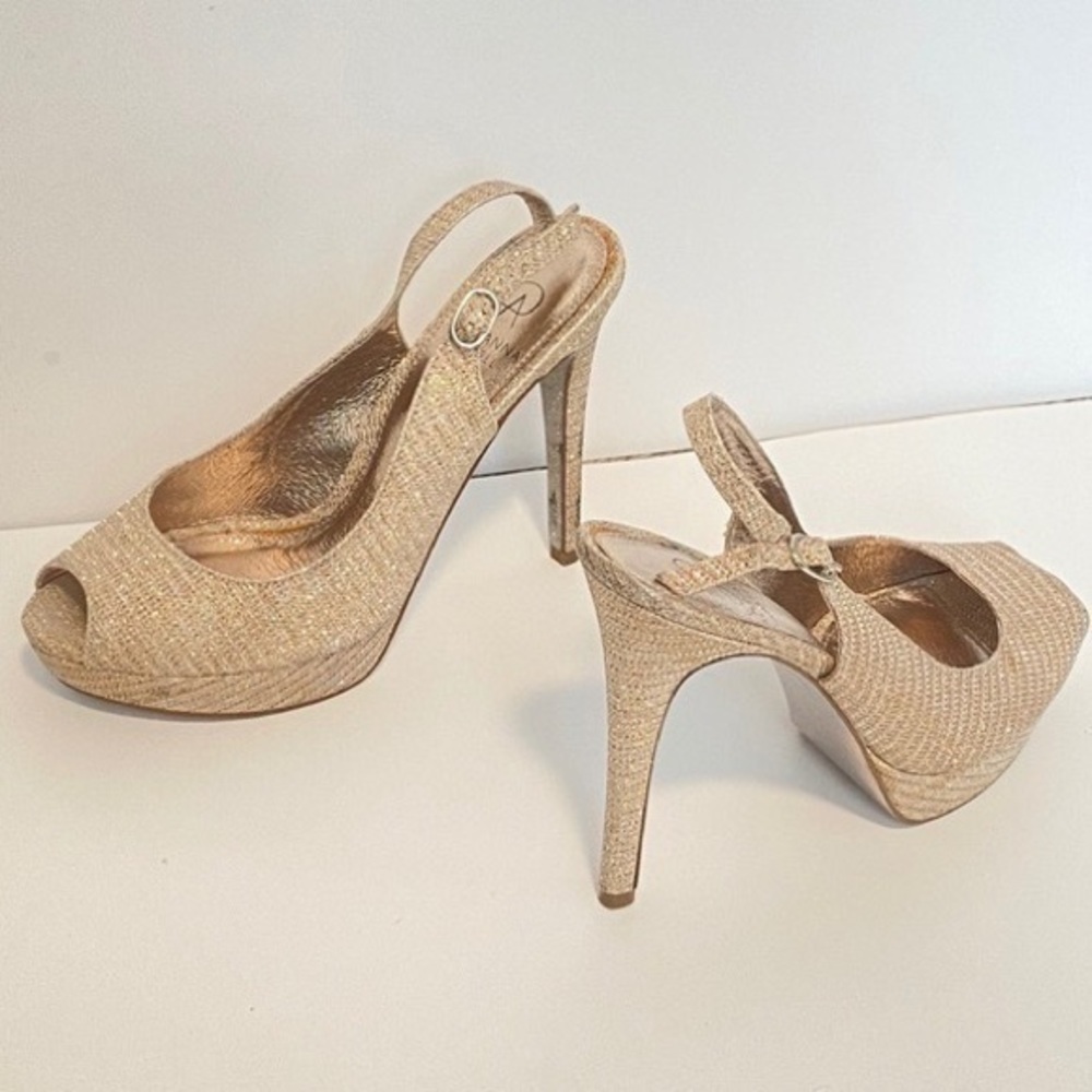 Adrianna Papell Metallic gold slingback open toe heels - Picture 8 of 16